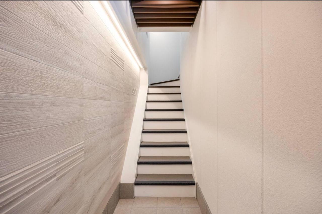 Ferienwohnung 上野駅徒歩５分シングルベッド４台＋布団２セット1Ldk Präfektur Tokio Exterior foto